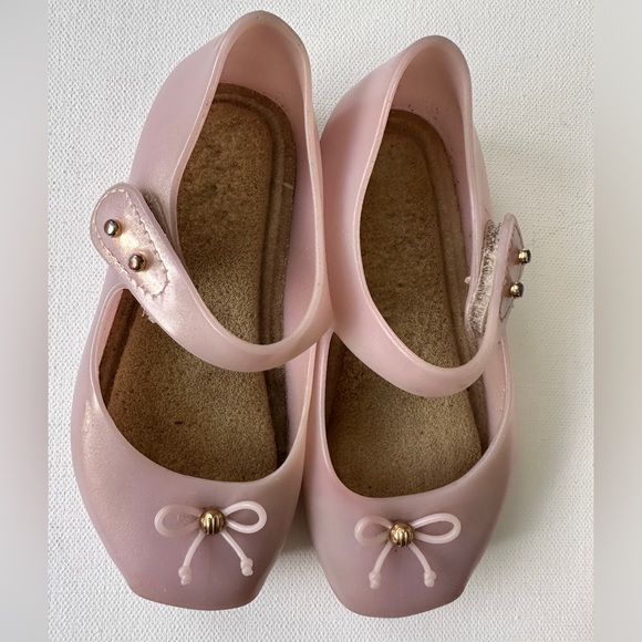 Mini Melissa girl’s Soft Silicone Shoes. Color Pink, Size 8. - Picture 2 of 8